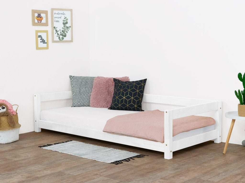 LUCKY Montessori Floor Bed - Open Entrance - 80/90 cm - Solid Spruce - Tiny Tugz™