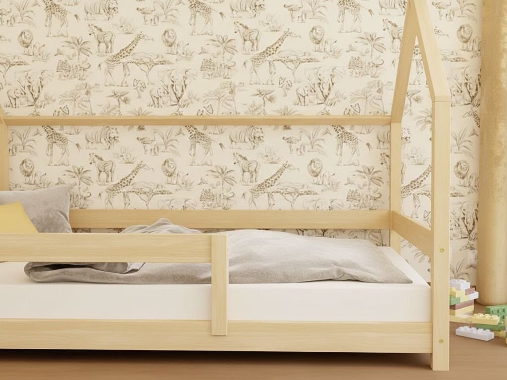 LUCKY Montessori House Bed - Side Roof & Safety Rail - 80 cm - Solid Spruce - Tiny Tugz™