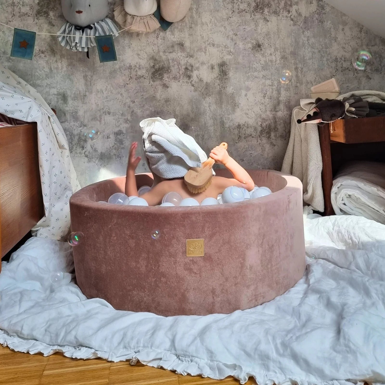 Round Velvet Foam Ball Pit (Sage Green) – Safe Soft Play Pool for Kids (200 Balls Included: Transparent)