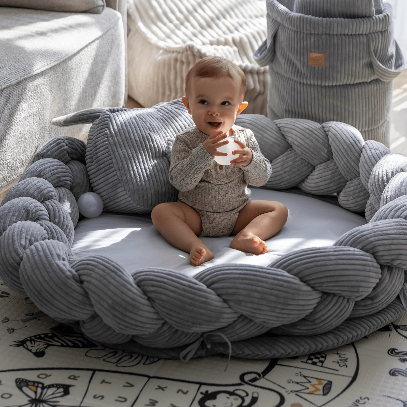 Baby Cocoon with Braided Protective Bumper & Play Mat — Velvet Corduroy (Vanilla)