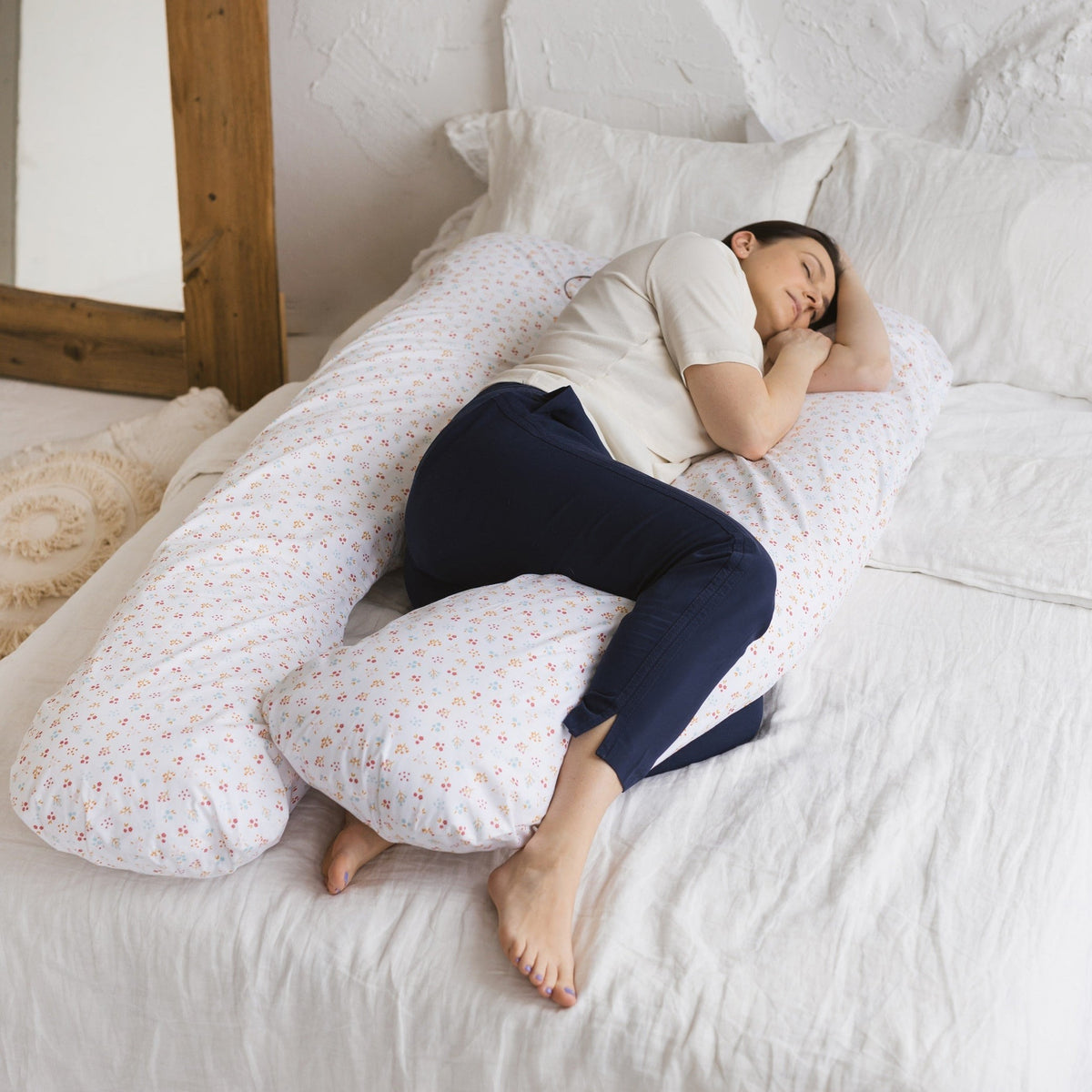 U-Shaped Maternity Pillow with Organic Cotton Sateen Cover – Milk White Floral