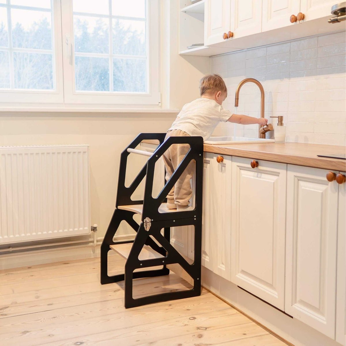 Modustep™ 2-in-1 Montessori Kitchen Tower for Toddlers (18M–6Y) - Tiny Tugz™