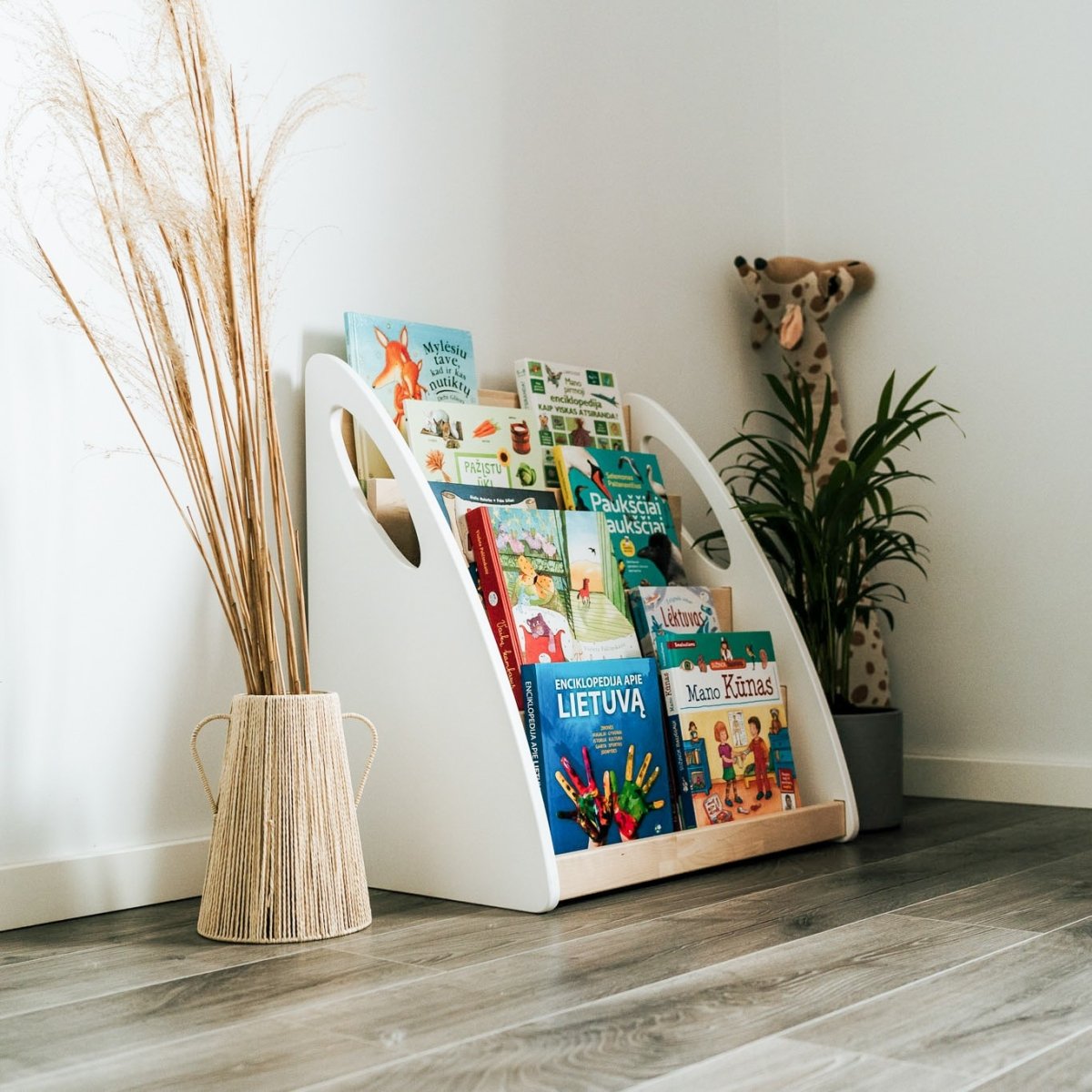 Montessori Bookshelf With Book Storage - 4 Shelves - Tiny Tugz™