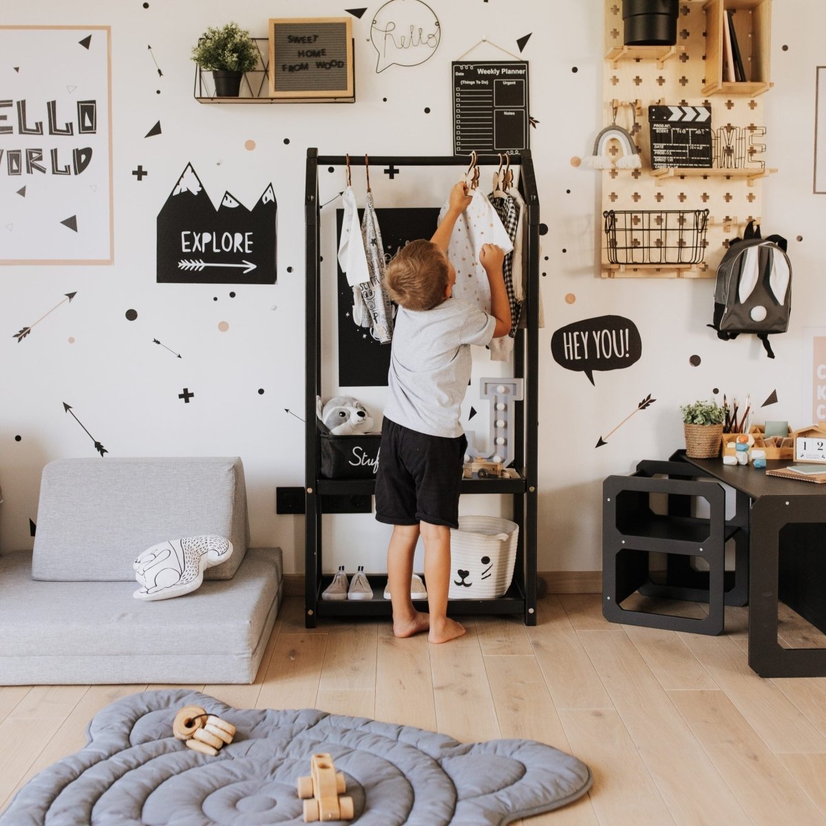 Montessori Kids House-Shaped Clothing Rack with Storage - Tiny Tugz™
