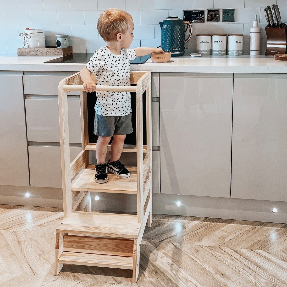 Montessori Wooden Adjustable Learning Tower with Drawing Board (Natural Wood) - Tiny Tugz™