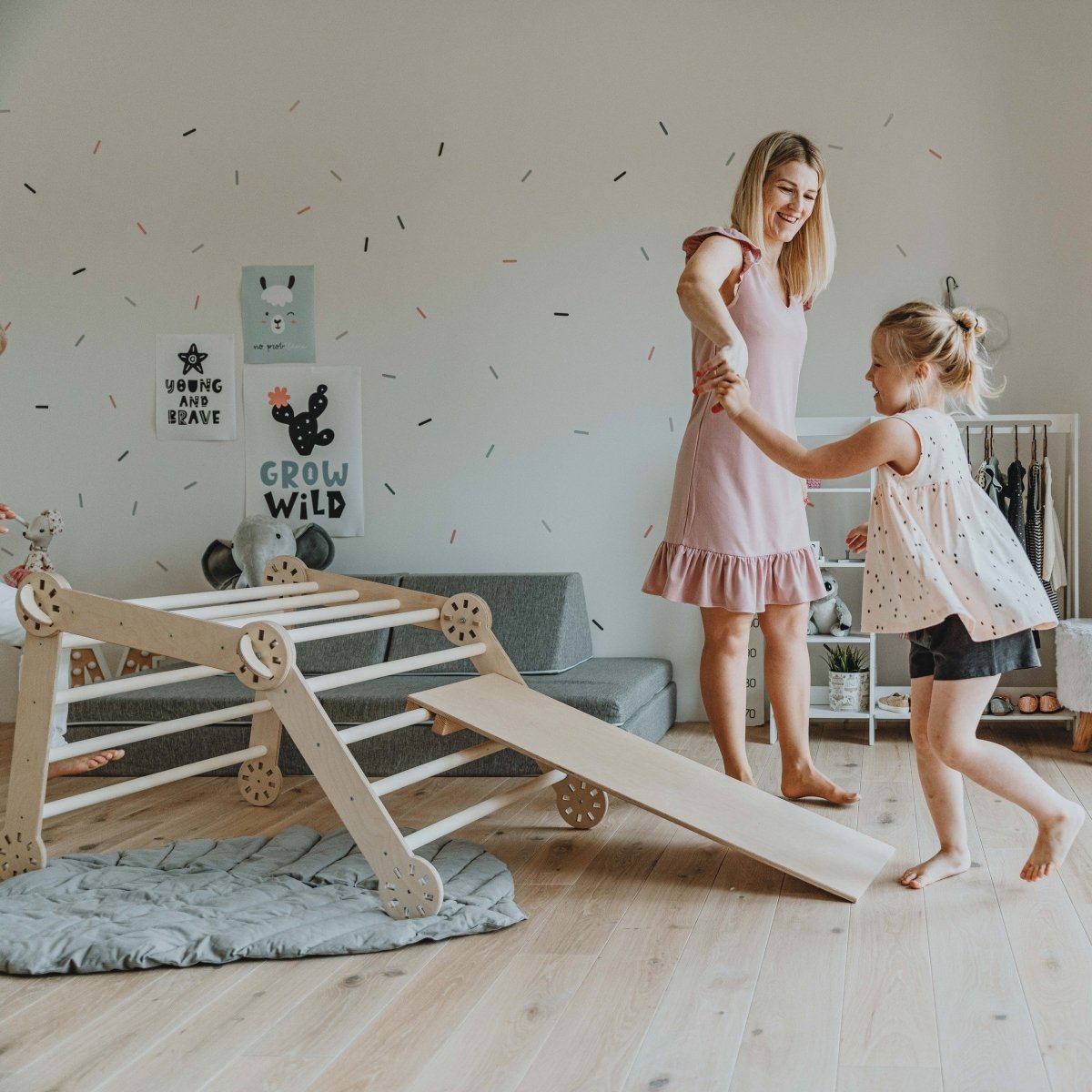 Montessori Wooden Climbing Arch – Foldable 4-Sided Play Frame (Ramp Included) - Tiny Tugz™