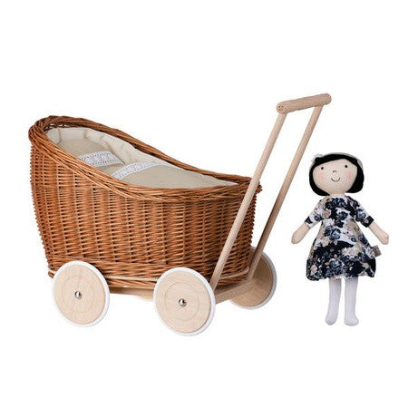 Natural Wicker Doll Pram Luna – Beige Bedding – handwoven Polish wicker pram, made in Poland