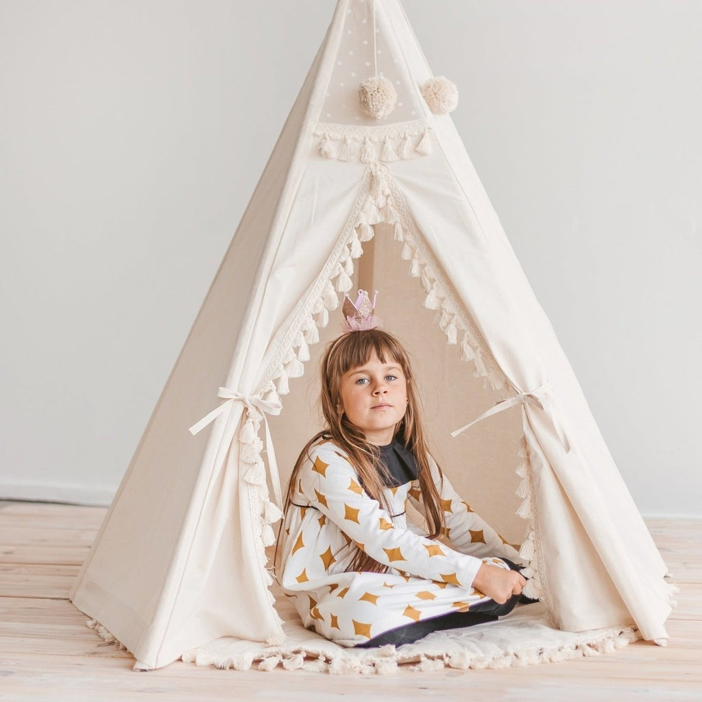 Padded Kids Play Mat with Tassels - Ecru - Round, 115 cm - Tiny Tugz™