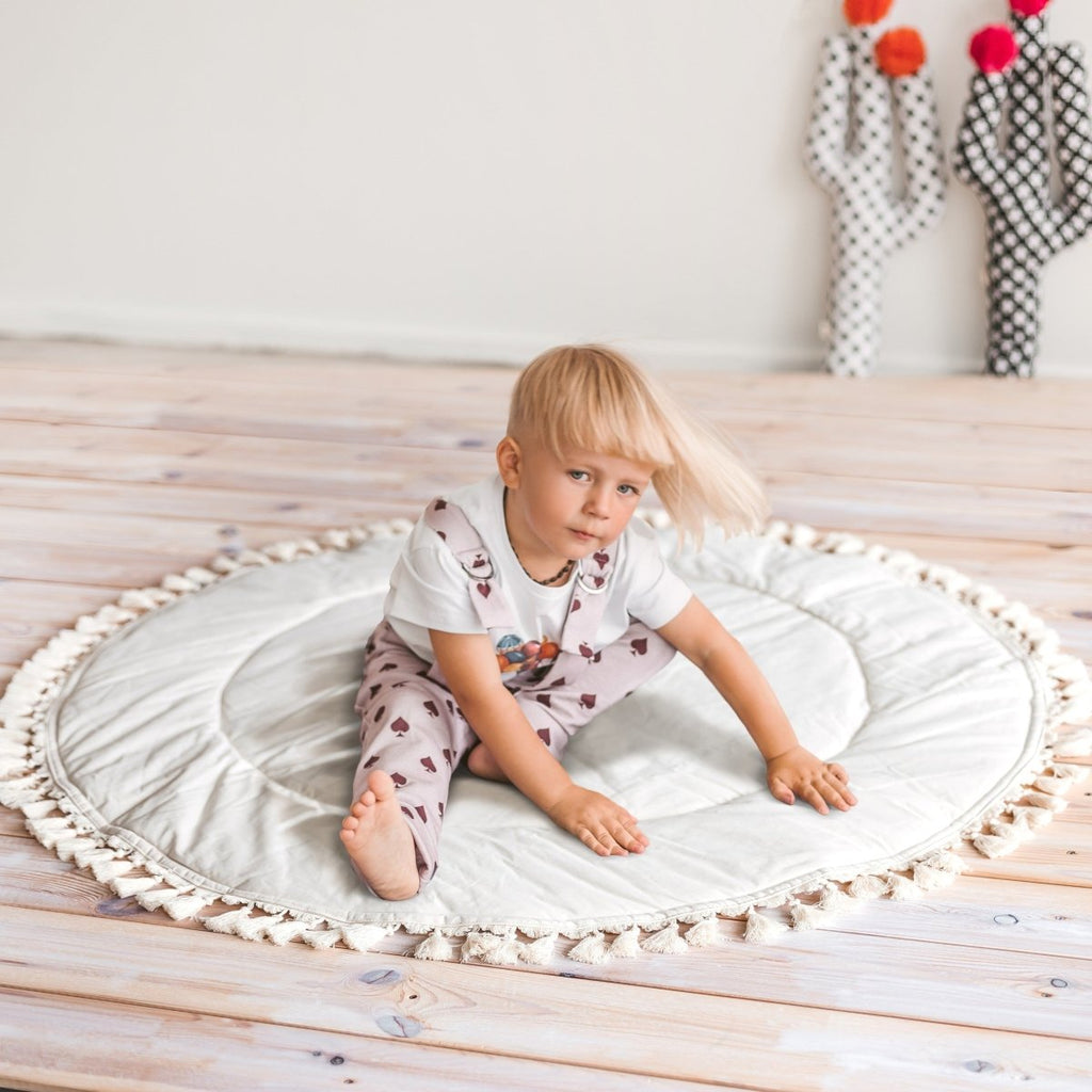 Padded Kids Play Mat with Tassels - Ecru - Round, 115 cm - Tiny Tugz™