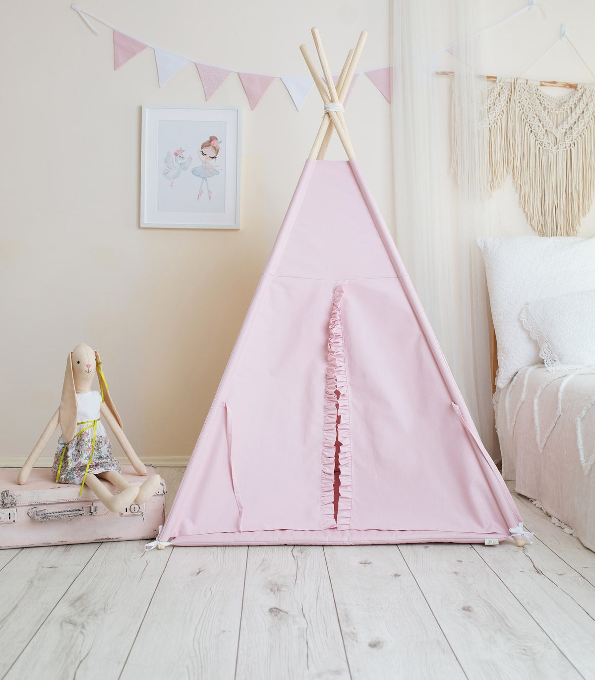 Pink Frill Teepee Tent – OEKO-TEX® certified cotton teepee tent, handmade in Poland