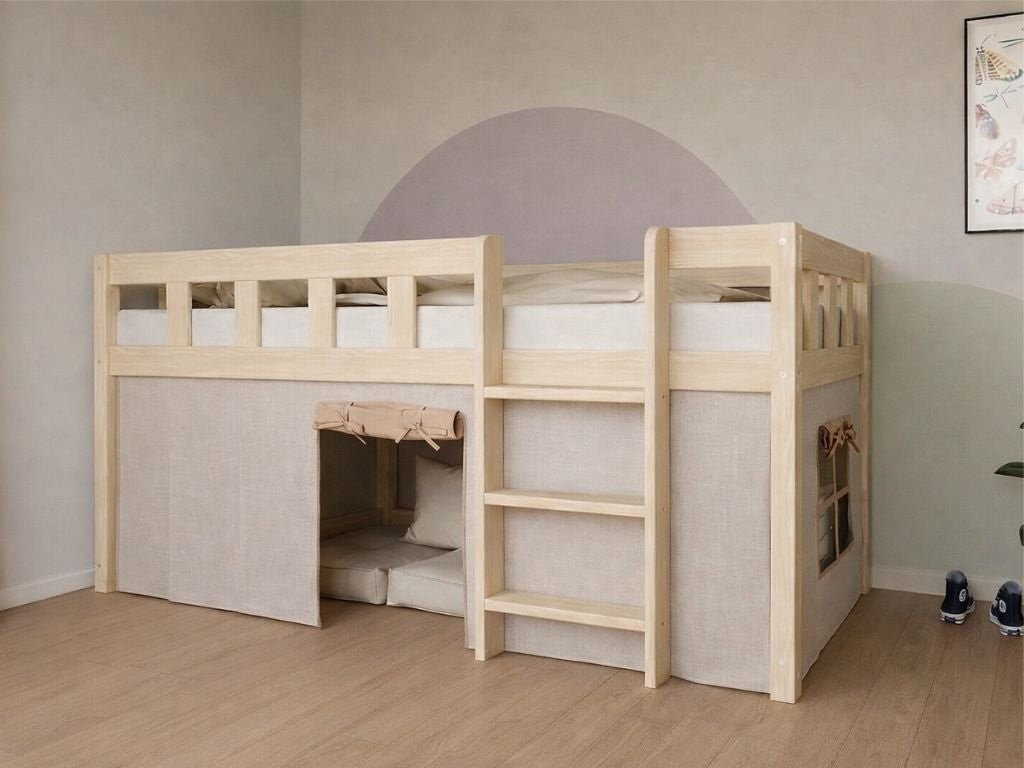 PLOTTY Low Loft Bed 90x200 with Ladder - Solid Spruce - Tiny Tugz™
