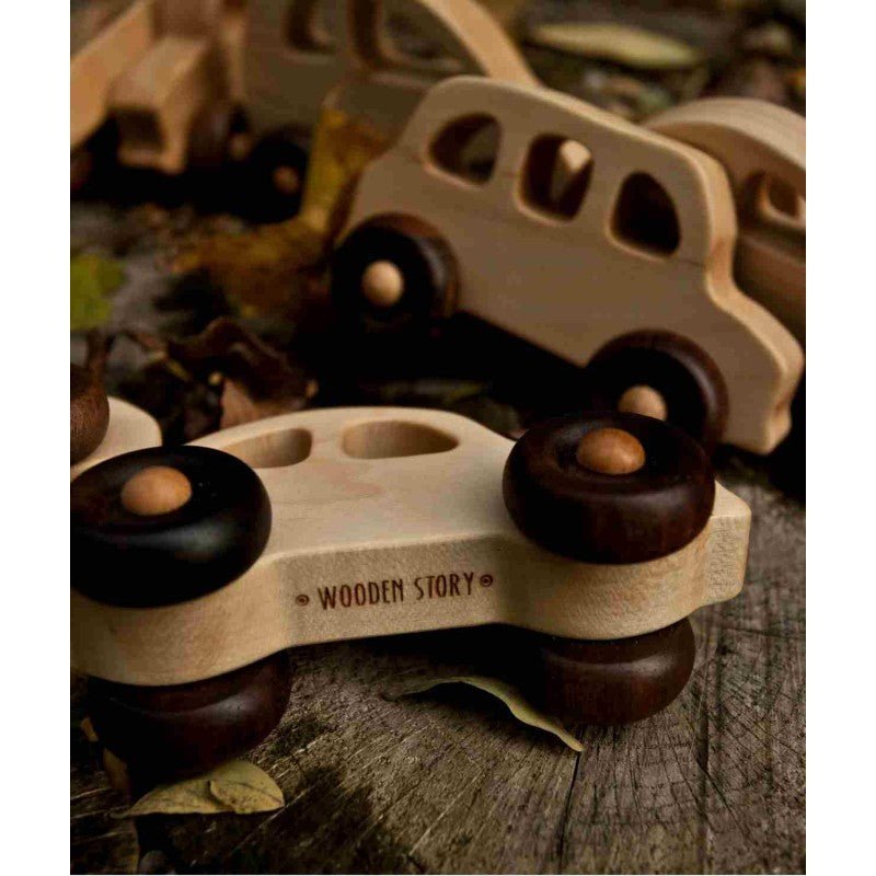 Retro Wooden Toy Car – Montessori Eco-Friendly Classic - Tiny Tugz™