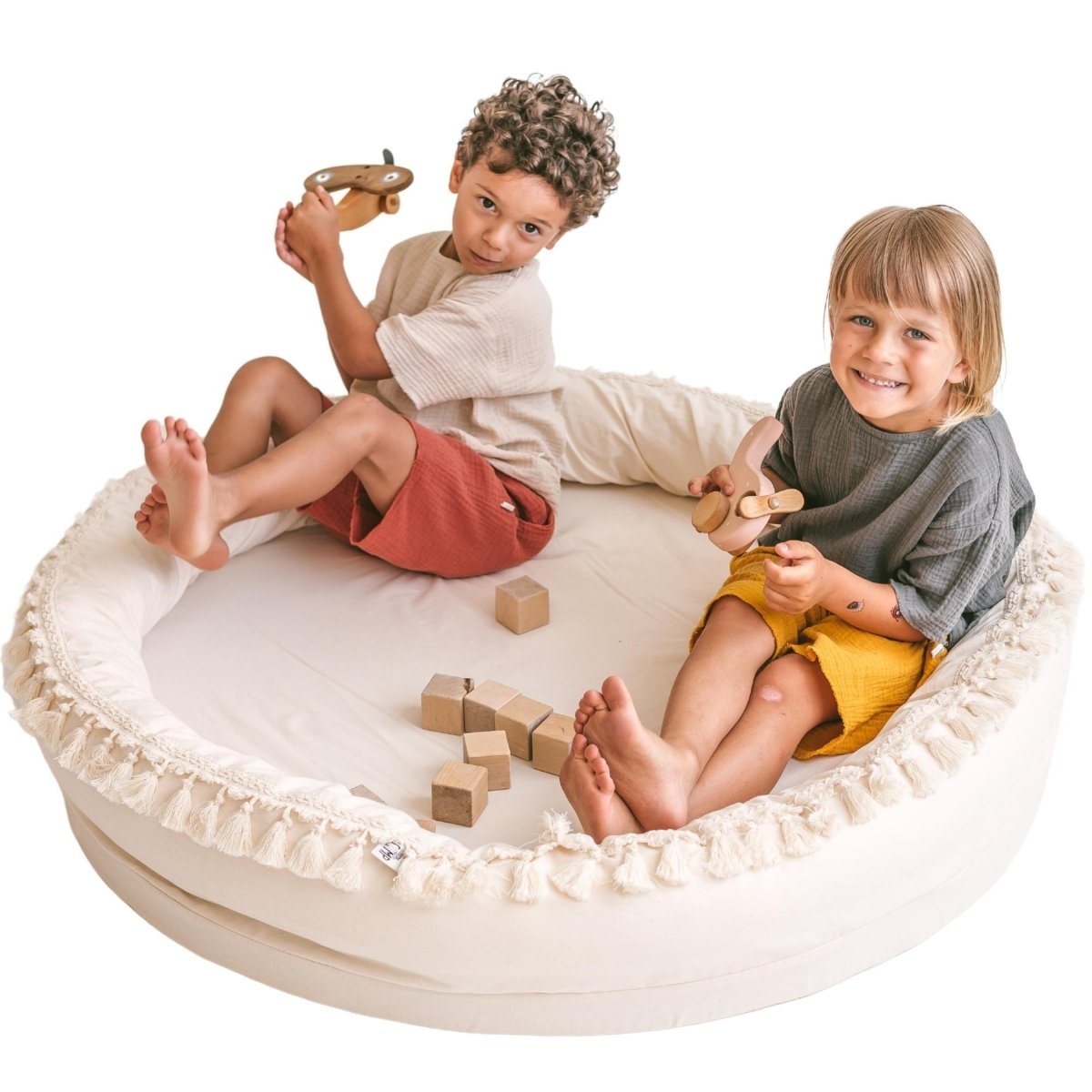 Round Nest Play Mat & Kids Lounger with Tassels - Ecru - 110 cm - Tiny Tugz™