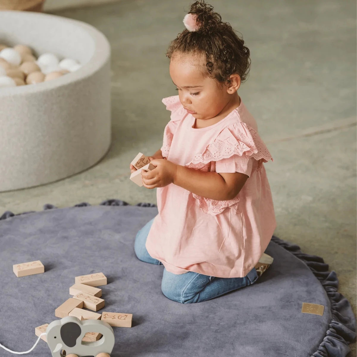 Round Velvet Play Mat for Babies & Children (Blue-Grey) - Tiny Tugz™