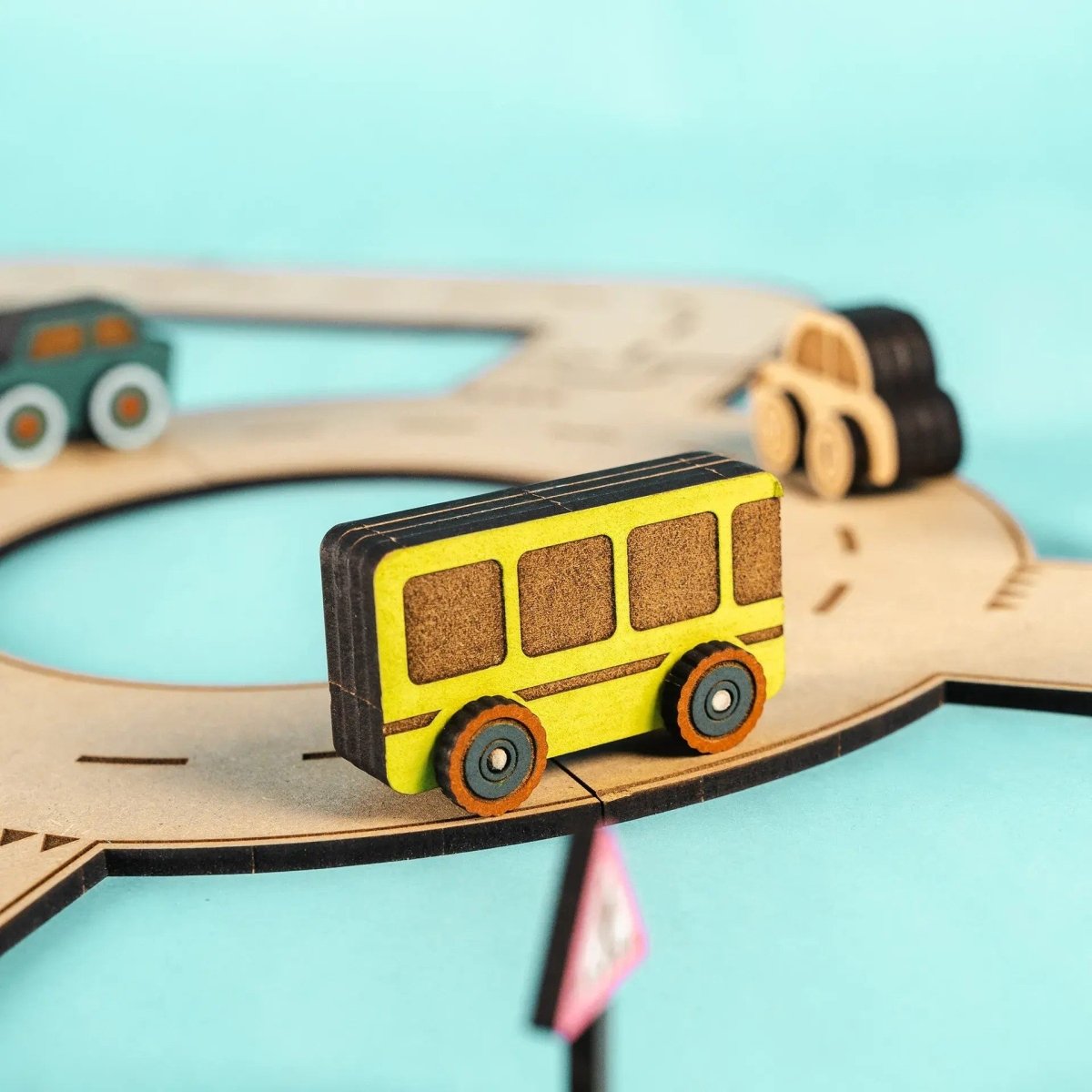 Rule the Roundabout - Colour-Your-Own Wooden Road Play Set - Tiny Tugz™