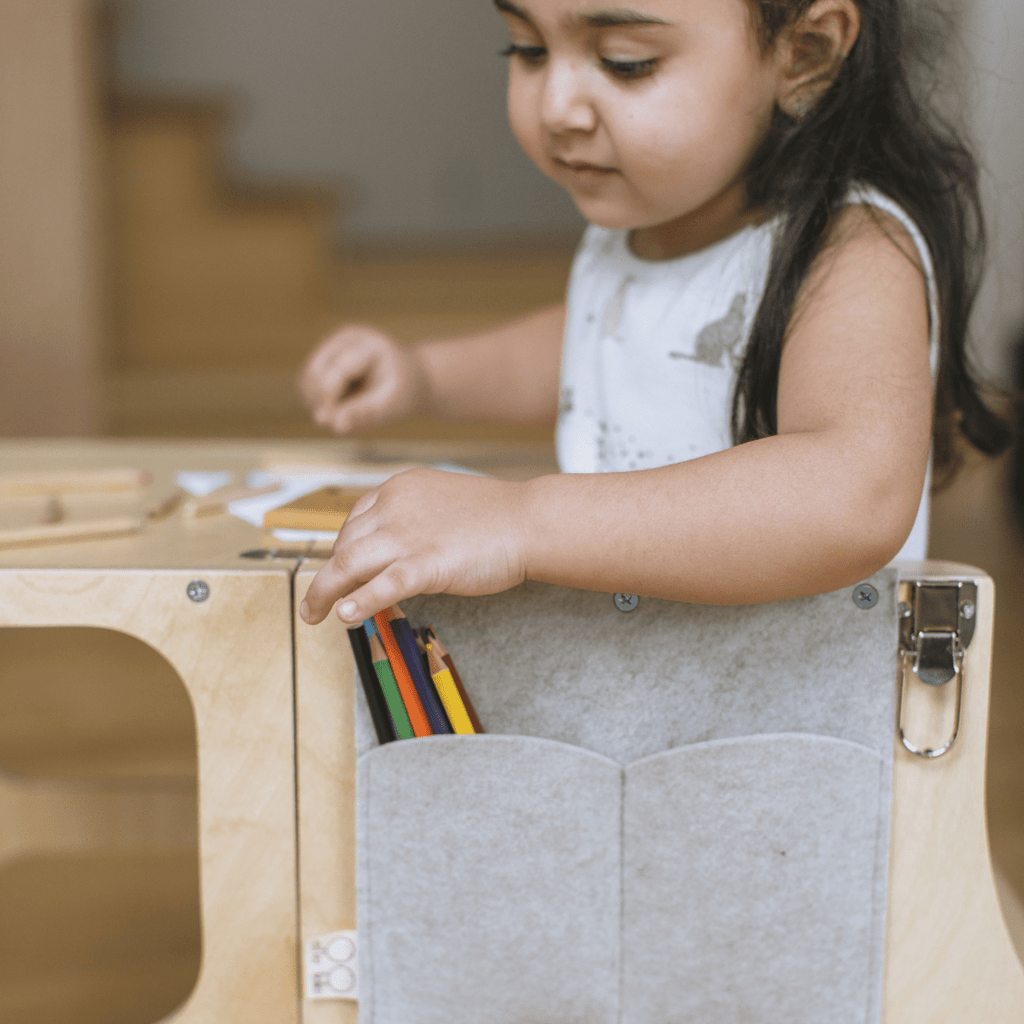 STEP'n'SIT® 2-in-1 Learning Tower & Table - Natural Wood - Tiny Tugz™