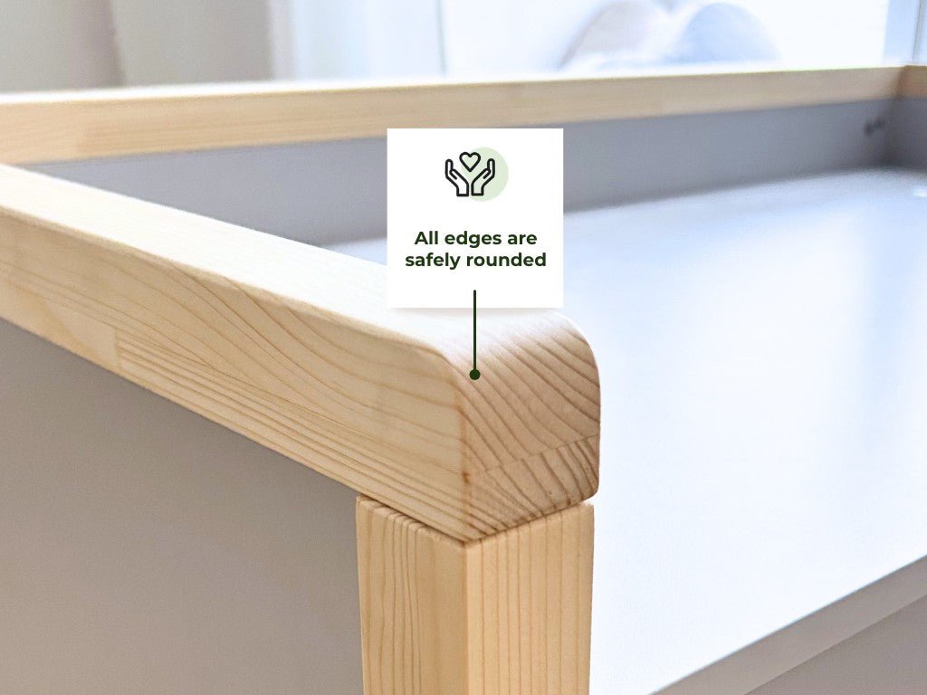 STOLLY Kids' Desk with 2 Height Settings - 120x64 cm - Solid Spruce Legs - Tiny Tugz™