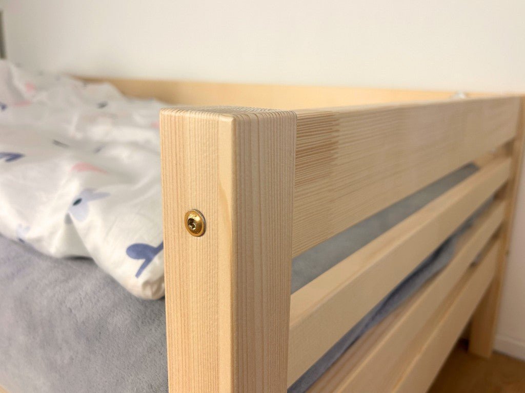 TULY Low Montessori Bed with Safety Rail - 120/140 cm - Solid Spruce - Tiny Tugz™