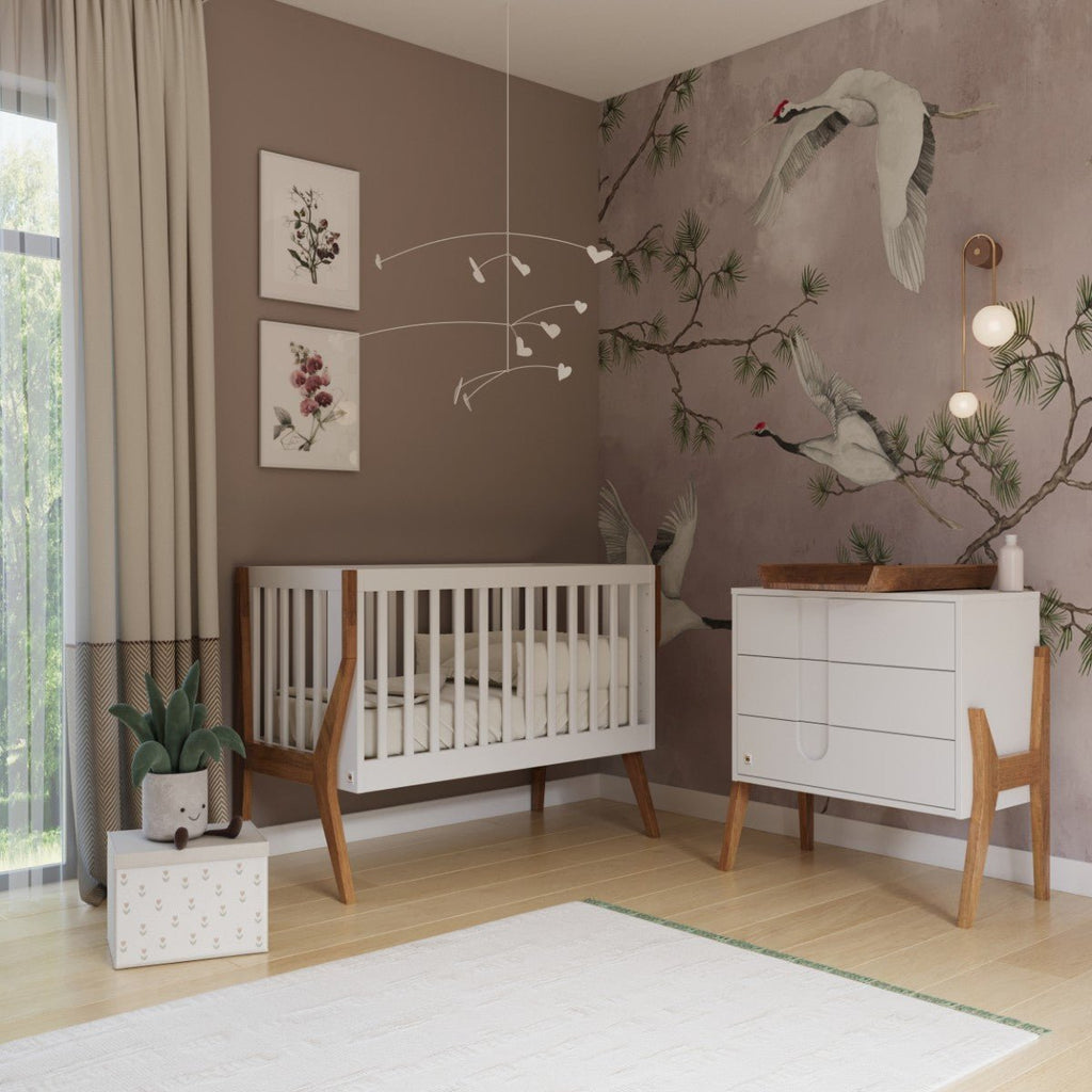 White YappyIcon Solid Oak Changing Top for Nursery Dresser (0–2y) - Tiny Tugz™