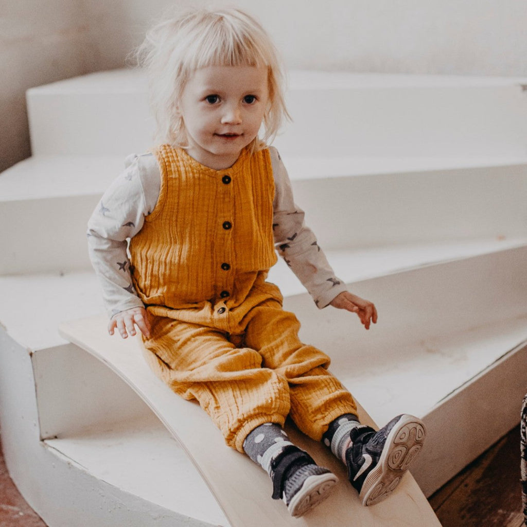 Wooden Balance Board for Kids – Natural Wood - Tiny Tugz™