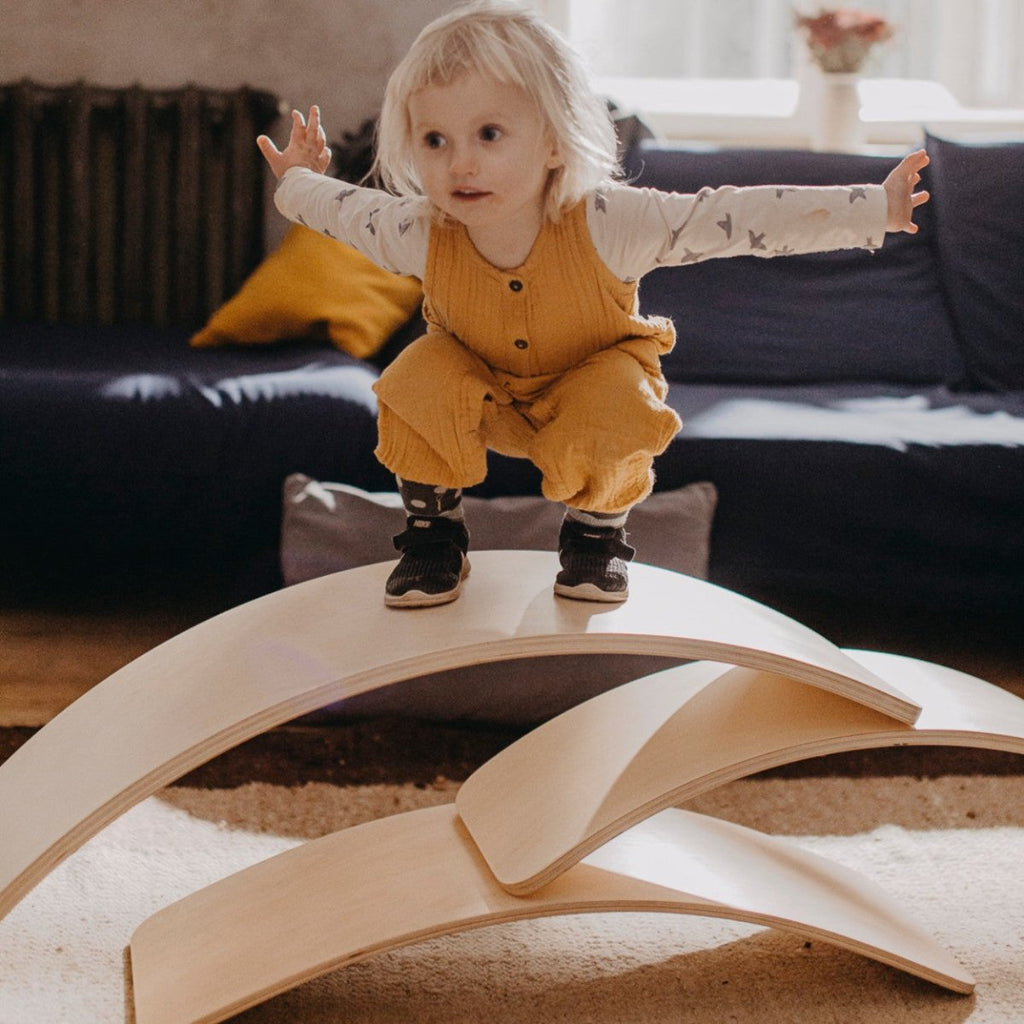 Wooden Balance Board for Kids – Natural Wood - Tiny Tugz™