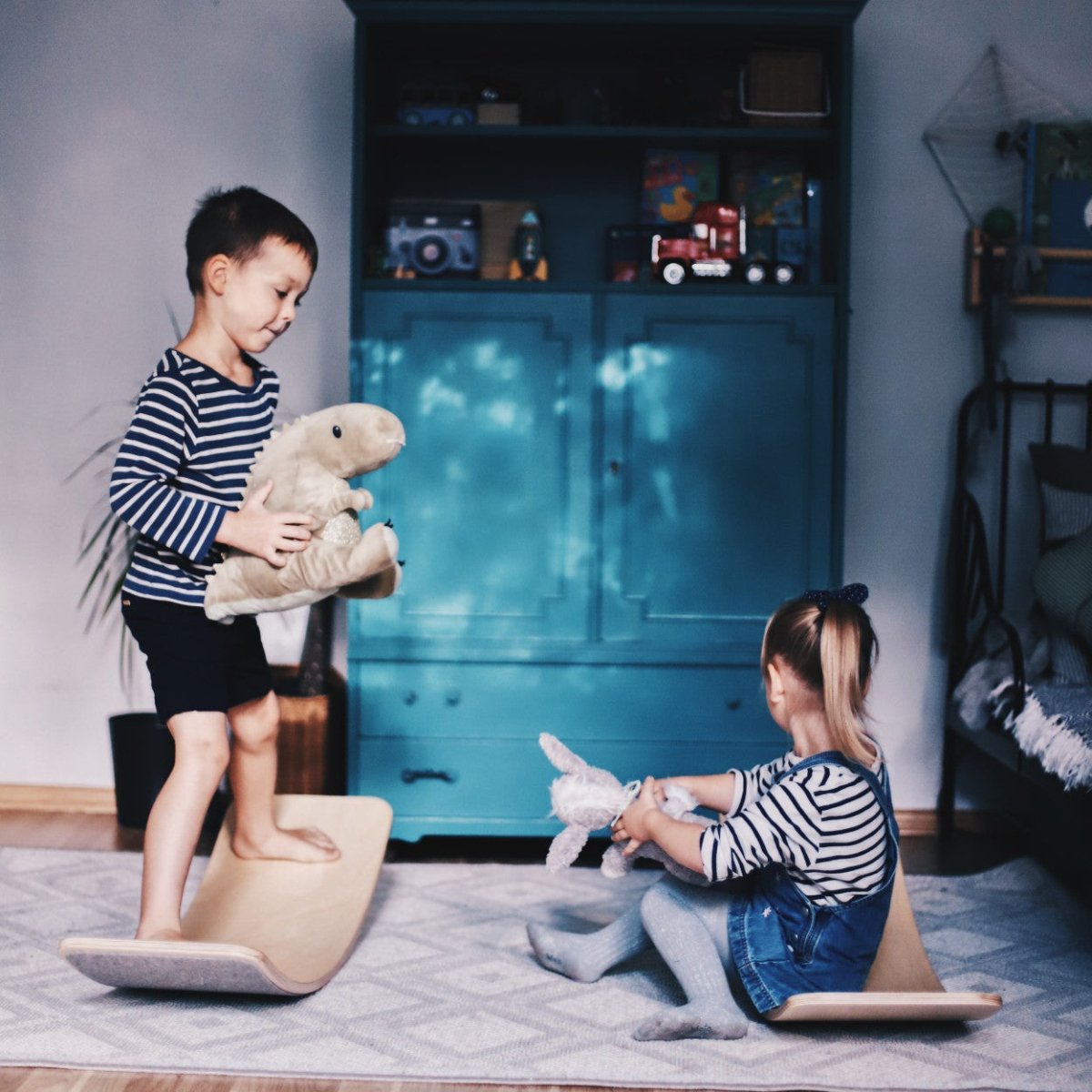 Wooden Balance Board for Kids with Grey Felt Base – Natural Wood - Tiny Tugz™