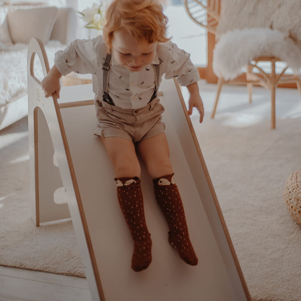 Wooden Indoor Scandinavian-Style Slide for Kids – Smooth Birch Plywood - Tiny Tugz™