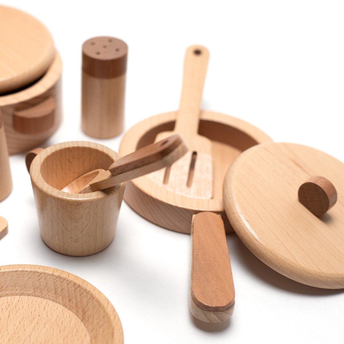 Wooden Toy - Cooking & Dining Set - Montessori Open-Ended Toy - Tiny Tugz™