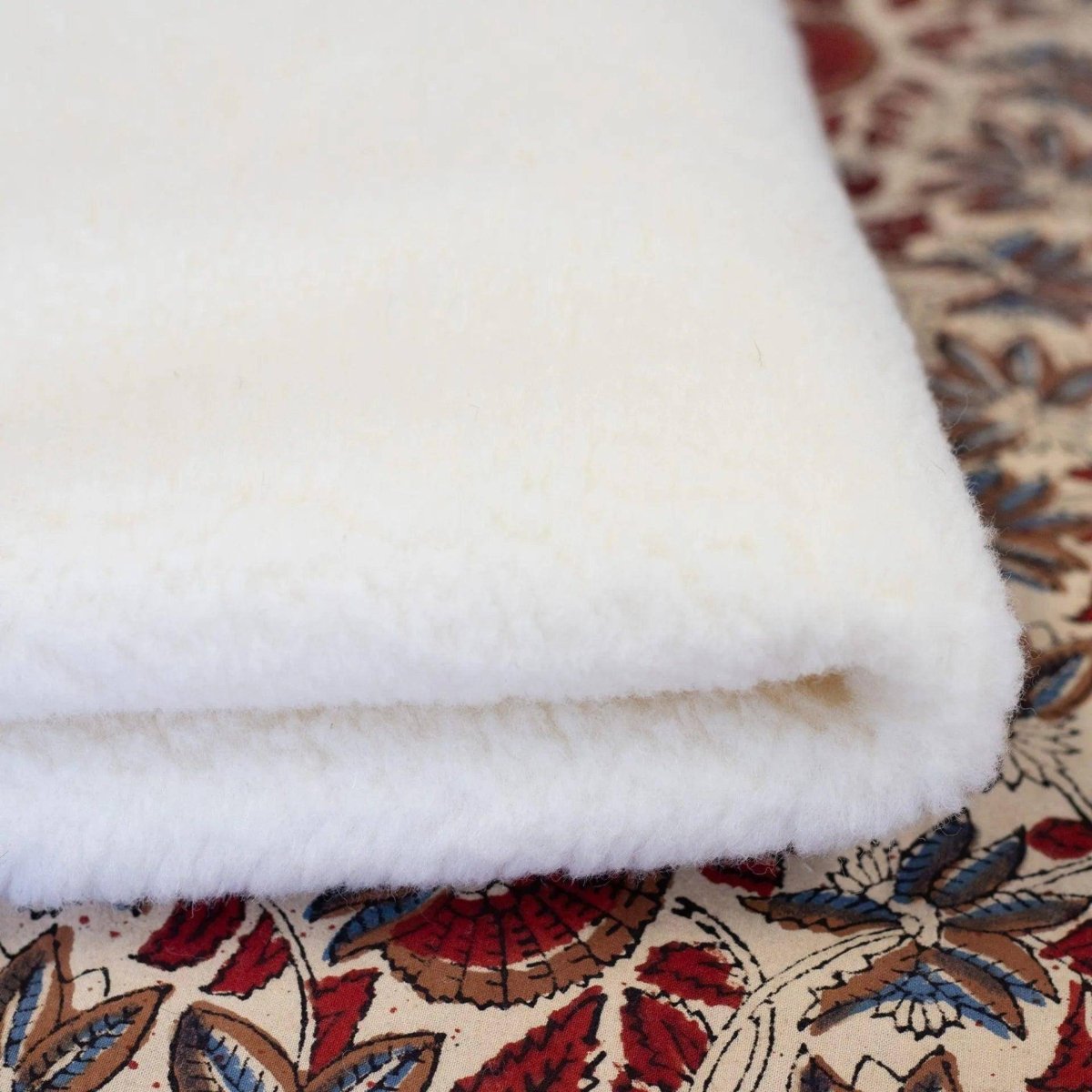 Wool Toddler Bed Blanket - 120x150cm - Single-Layer - Merino Wool - Natural - Tiny Tugz™