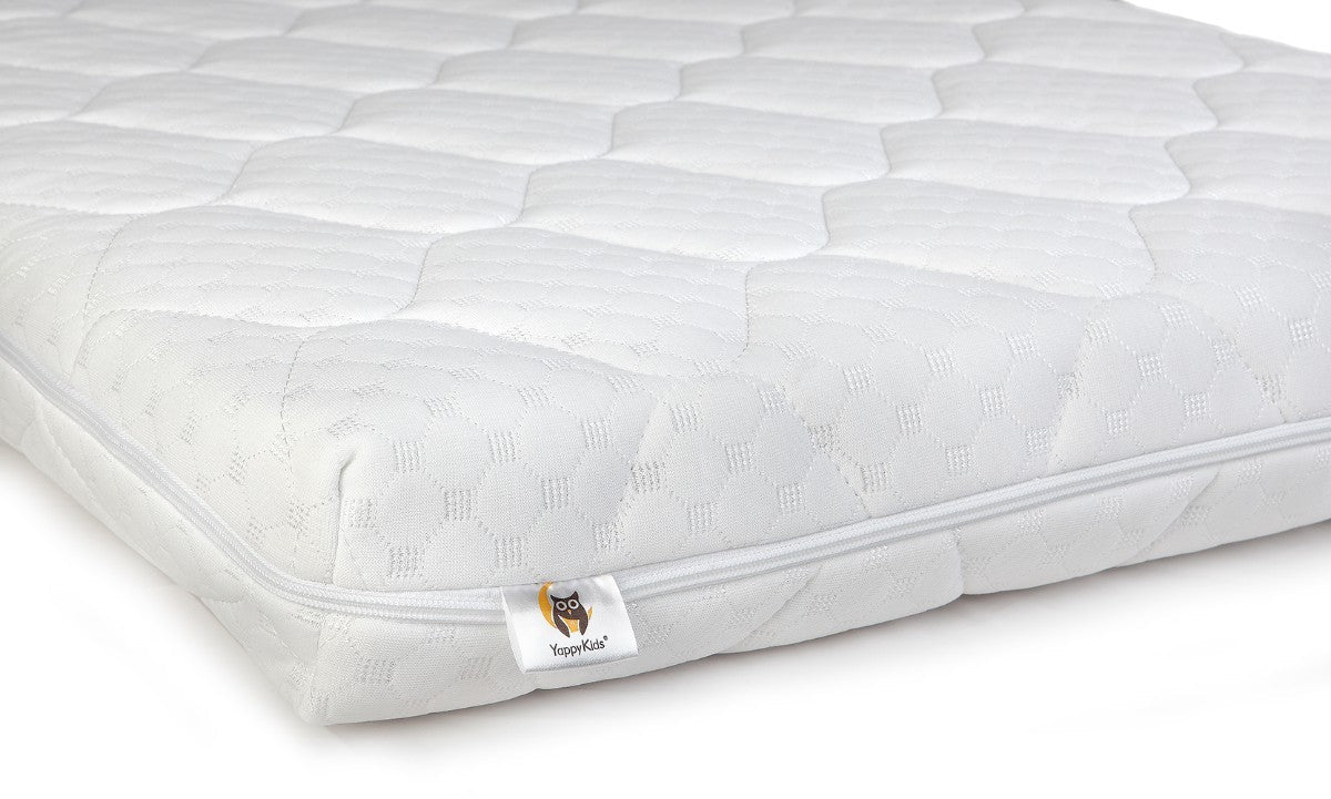 YappyIcon Cot Bundle (White) - Tiny Tugz™