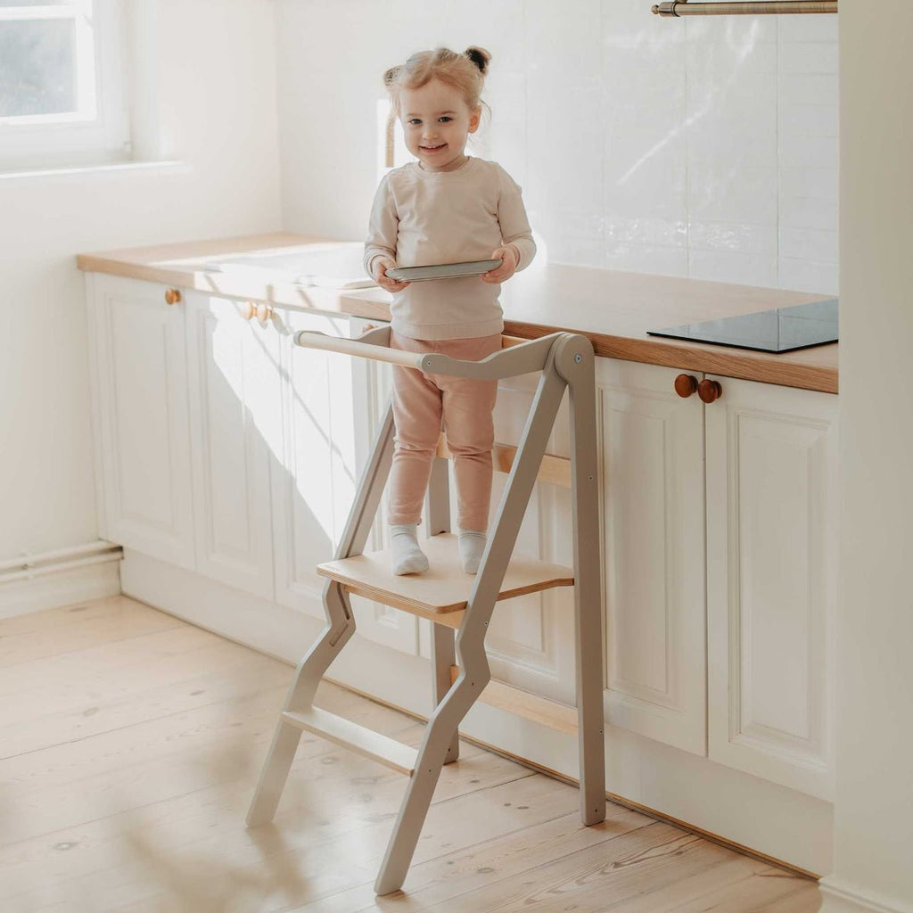 ZigZag™ Foldable Montessori Kitchen Tower for Toddlers (18M–6Y) - Tiny Tugz™